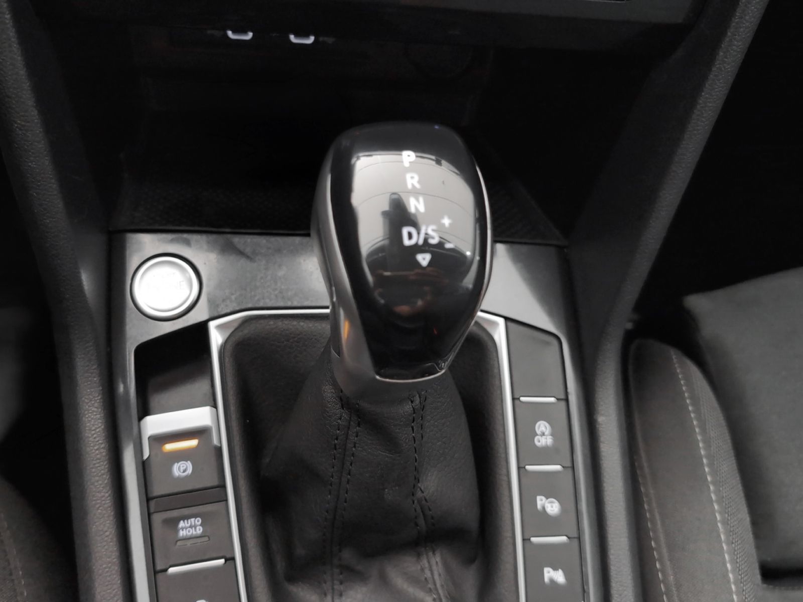 Volkswagen Tiguan Life 2.0 TDI DSG - foto 16