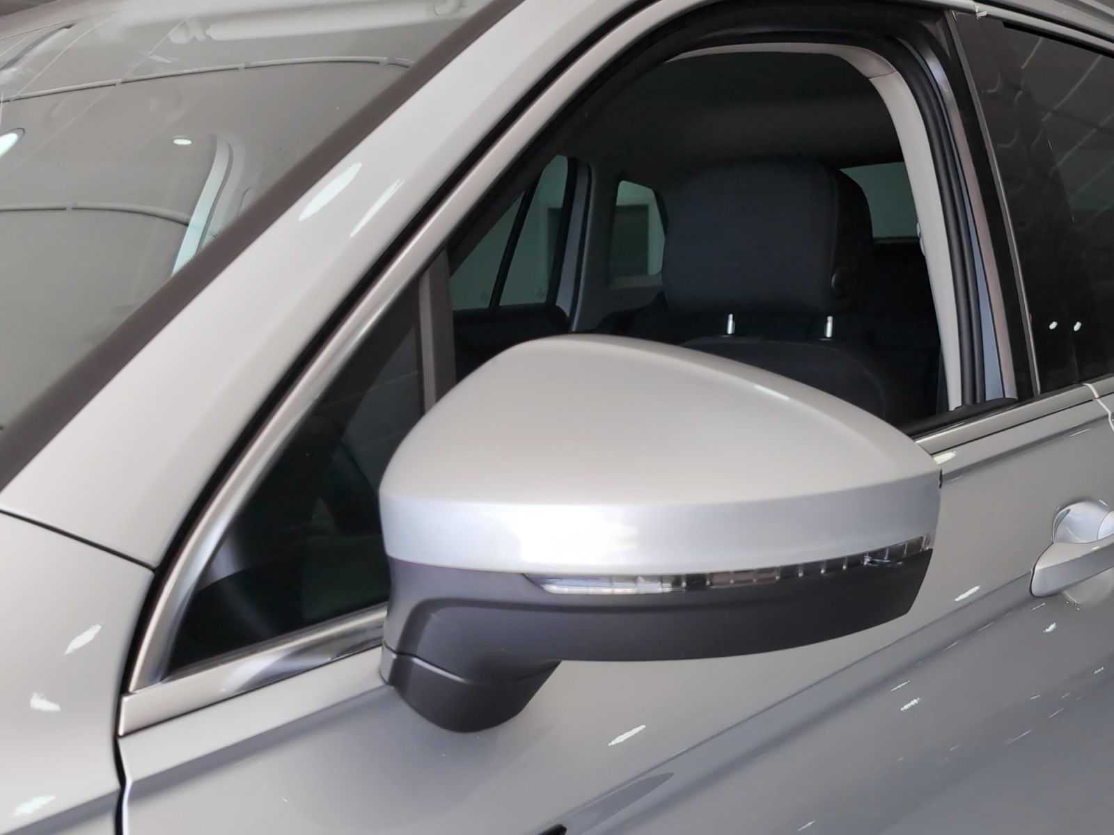 Volkswagen Tiguan Life 2.0 TDI DSG - foto 25