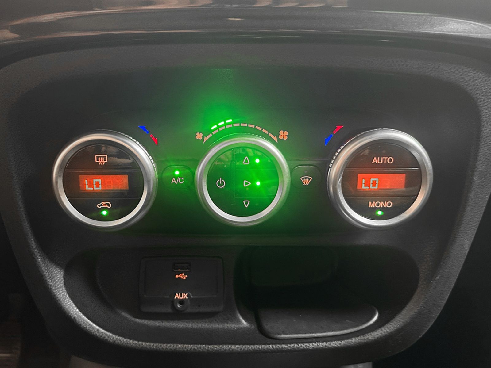 Fiat 500L 1.4 Trekking Lite - foto 20