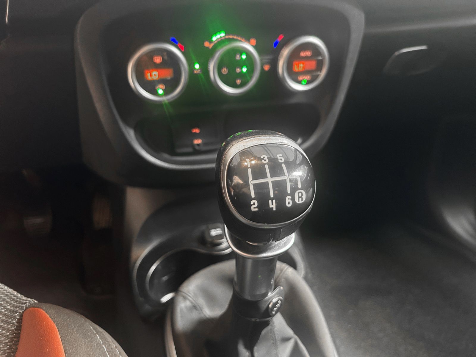 Fiat 500L 1.4 Trekking Lite - foto 15