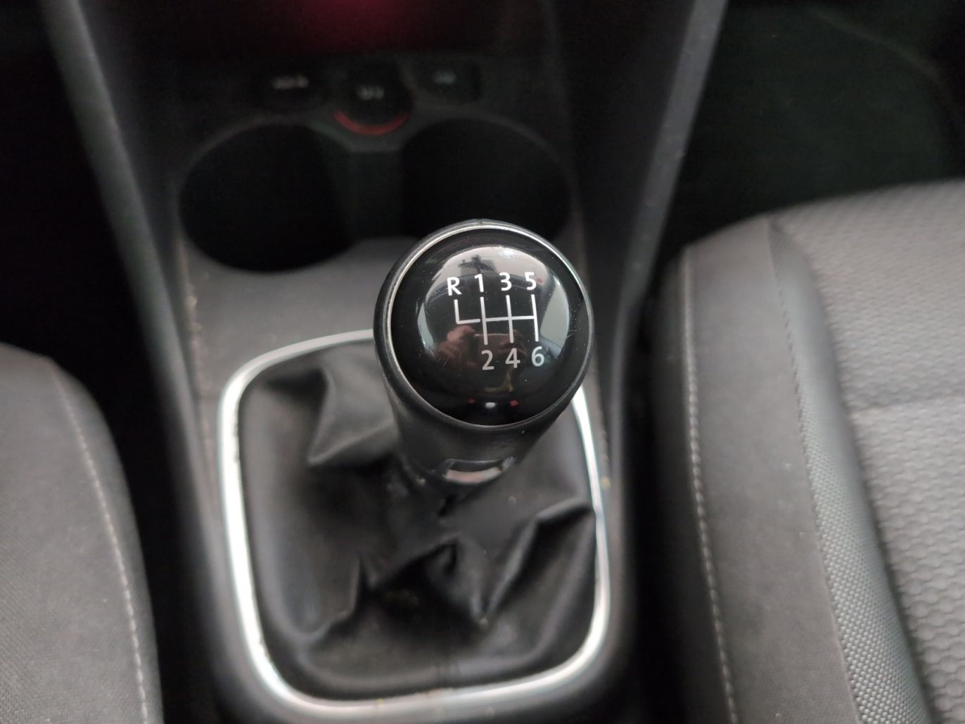 Volkswagen Polo Sport 1.2 TSI BMT - foto 15