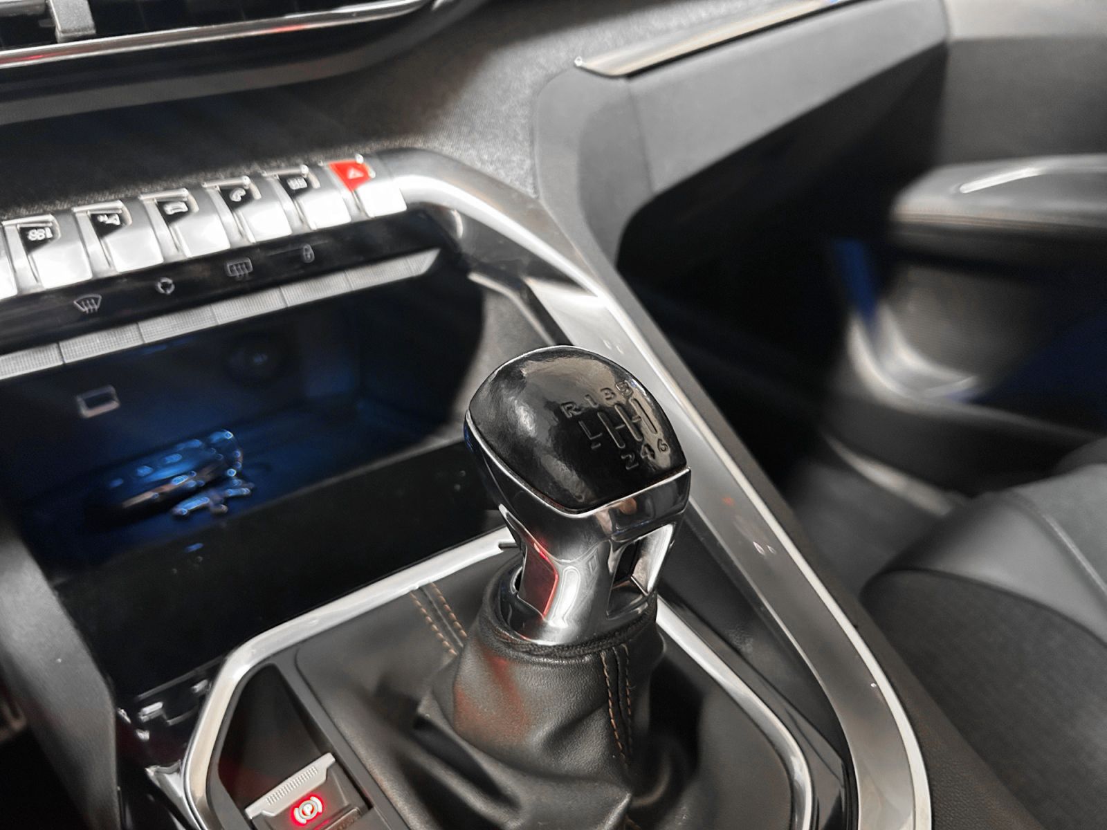 Peugeot 3008 BlueHDi 150 GT Line - foto 15