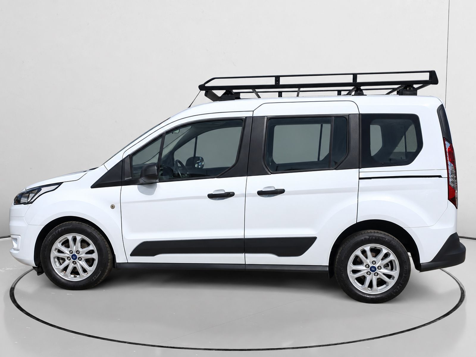 Ford Tourneo Connect 1.5 TDCi Trend - foto 6