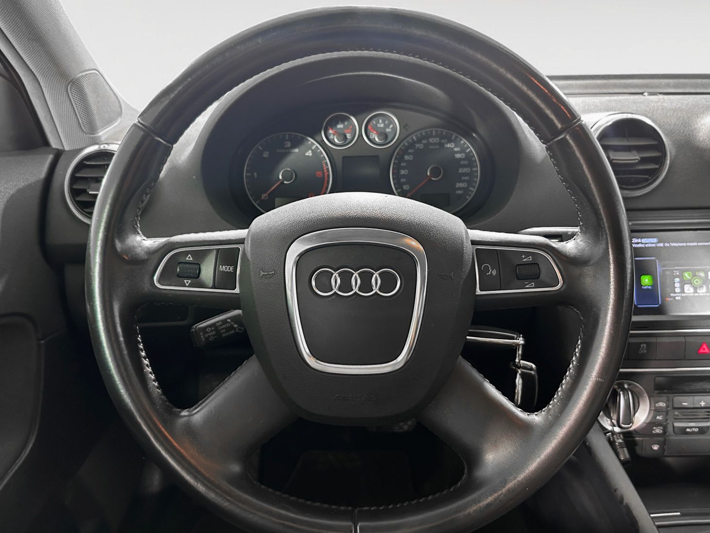 Audi A3 Attraction 1.6 TDI S tronic - foto 9