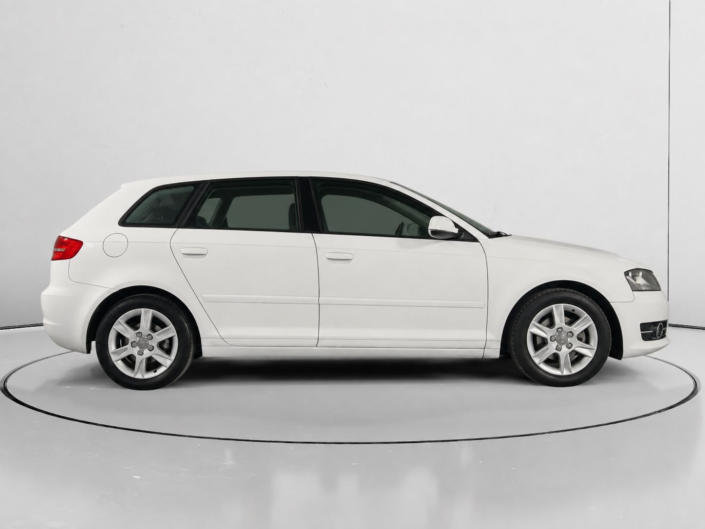 Audi A3 Attraction 1.6 TDI S tronic - foto 2