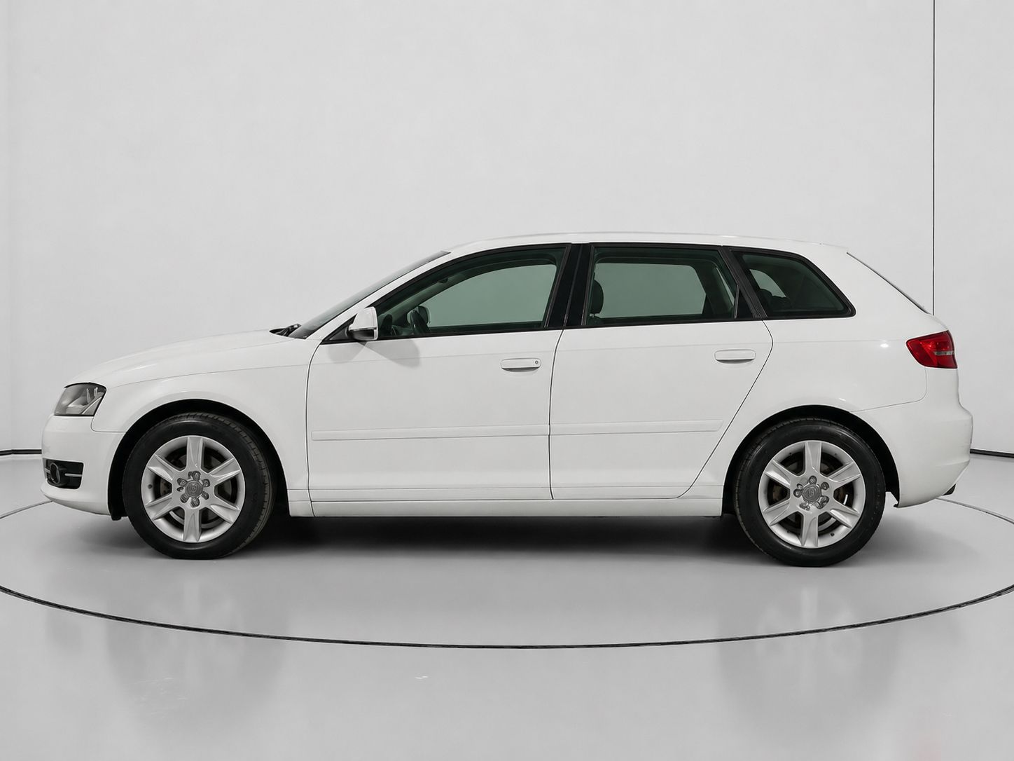Audi A3 Attraction 1.6 TDI S tronic - foto 6