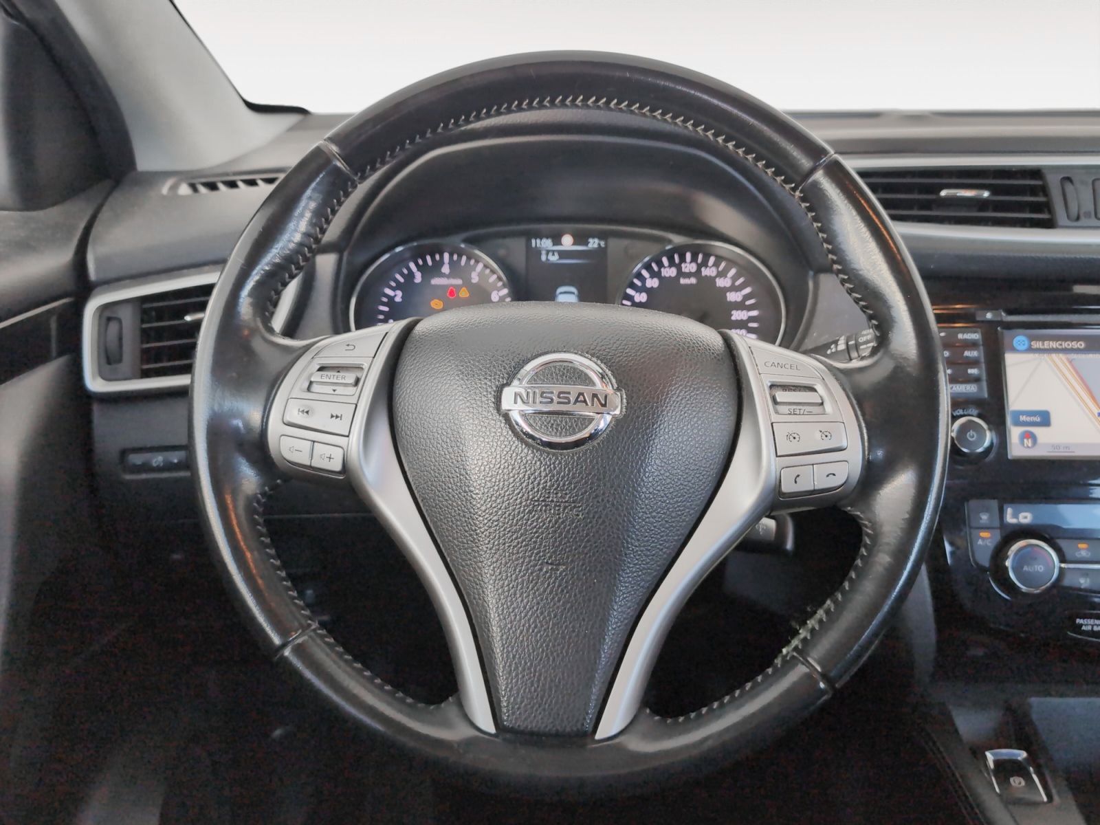 Nissan Qashqai DIG-T 115 Acenta 4x2 XTronic - foto 10
