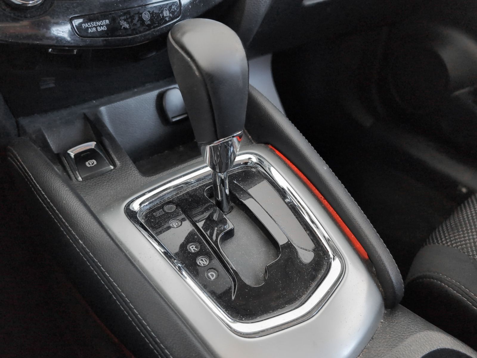 Nissan Qashqai DIG-T 115 Acenta 4x2 XTronic - foto 15