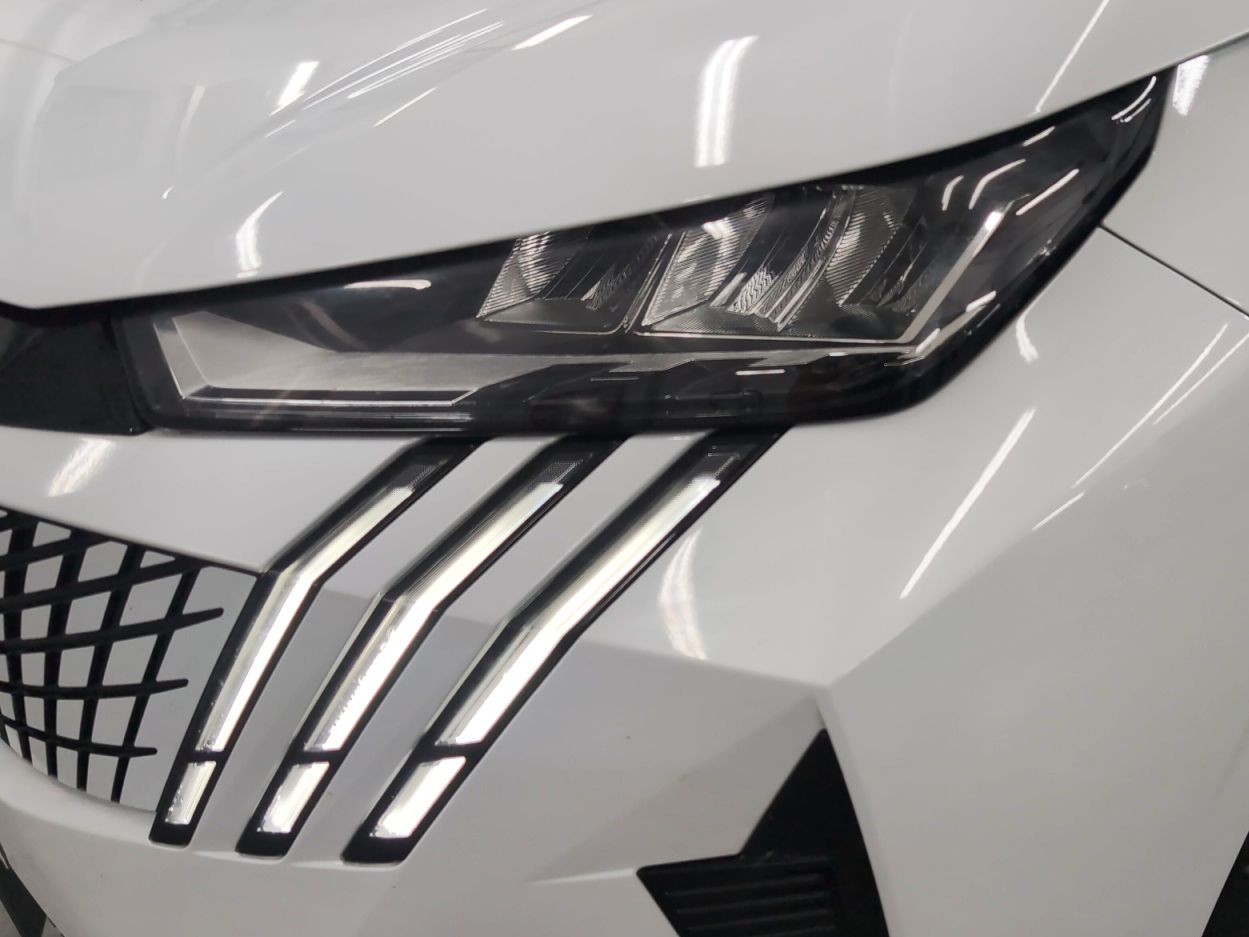 Peugeot 3008 1.2 Allure eDCS6 - foto 23