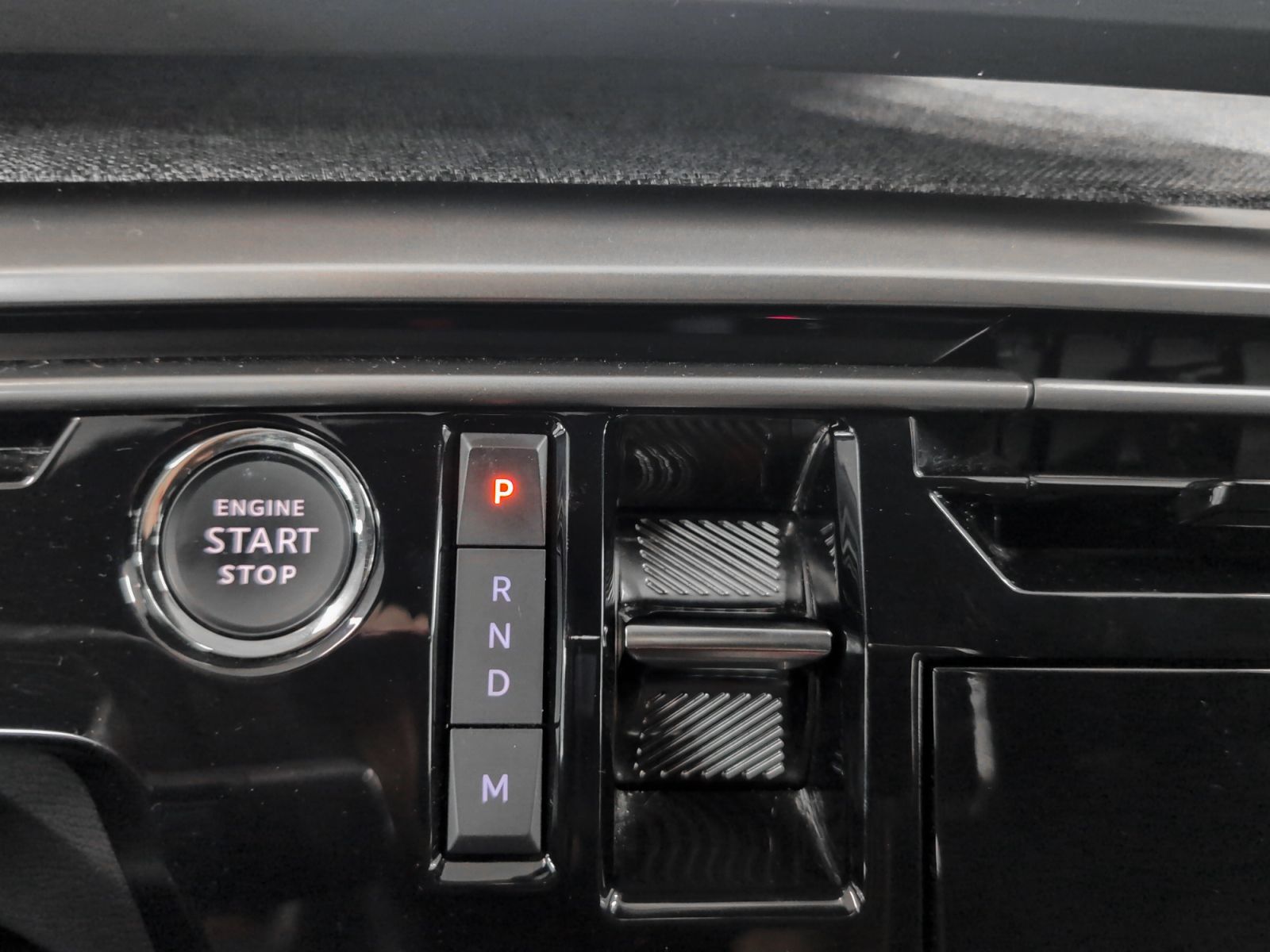 Peugeot 3008 1.2 Allure eDCS6 - foto 15