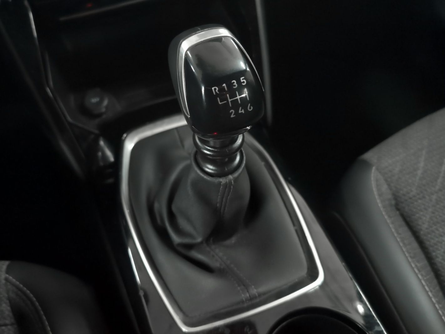 Peugeot 2008 PureTech 100 Allure - foto 15