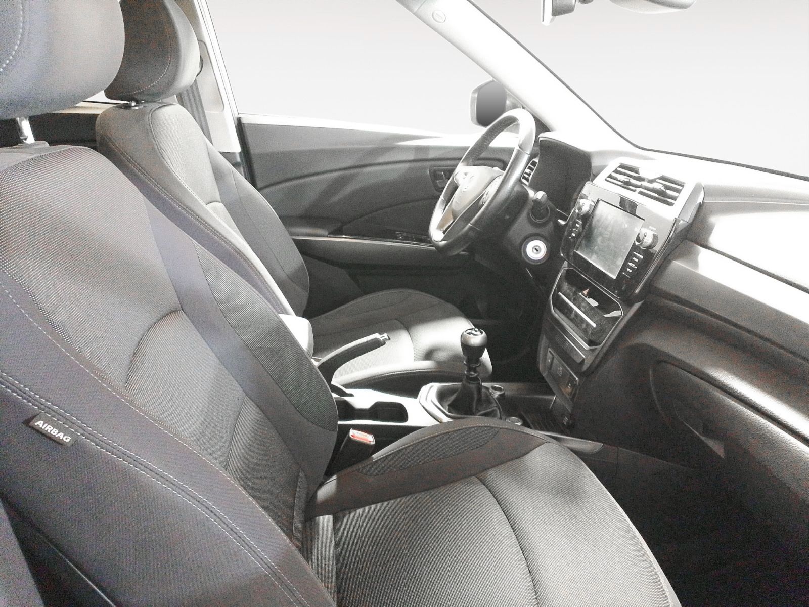 SsangYong Tivoli G15T LP Urban Plus - foto 10