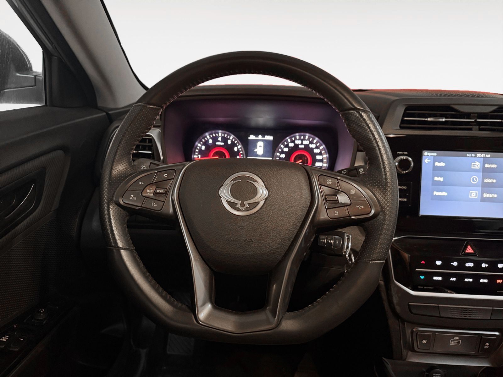SsangYong Tivoli G15T LP Urban Plus - foto 9