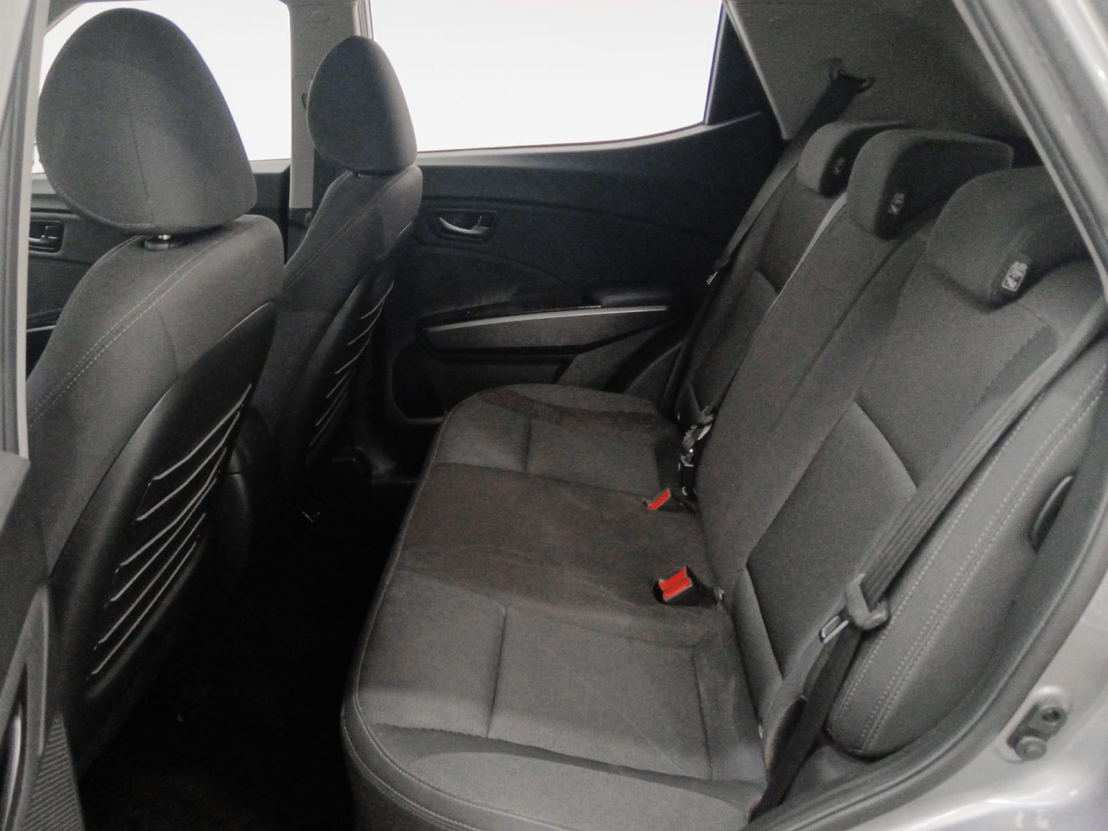 SsangYong Tivoli G15T LP Urban Plus - foto 11