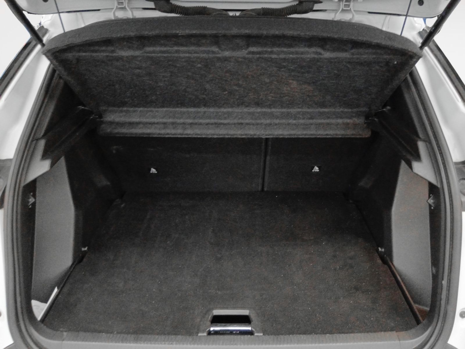 Peugeot 2008 PureTech 100 Allure - foto 14