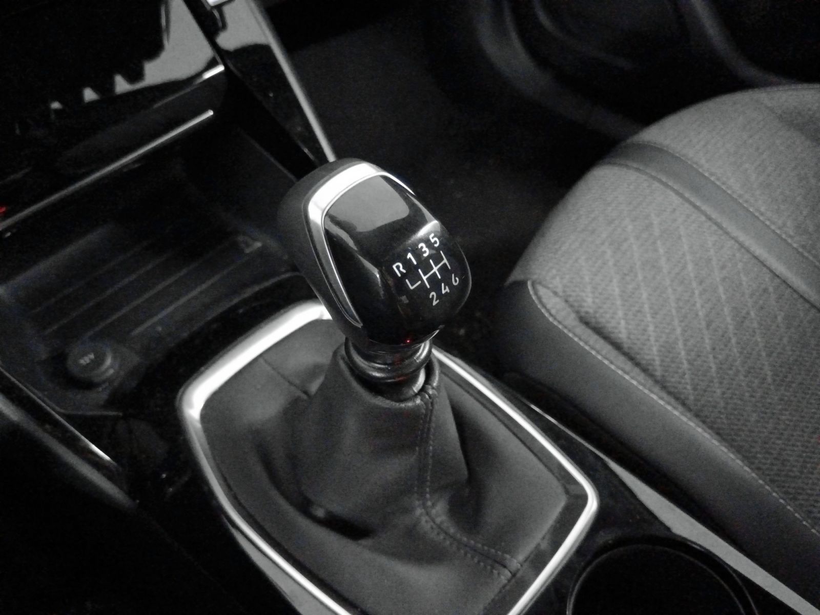 Peugeot 2008 PureTech 100 Allure - foto 15