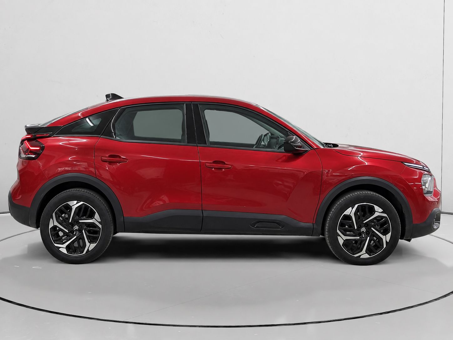 Citroën C4 PureTech 130 Plus - foto 2