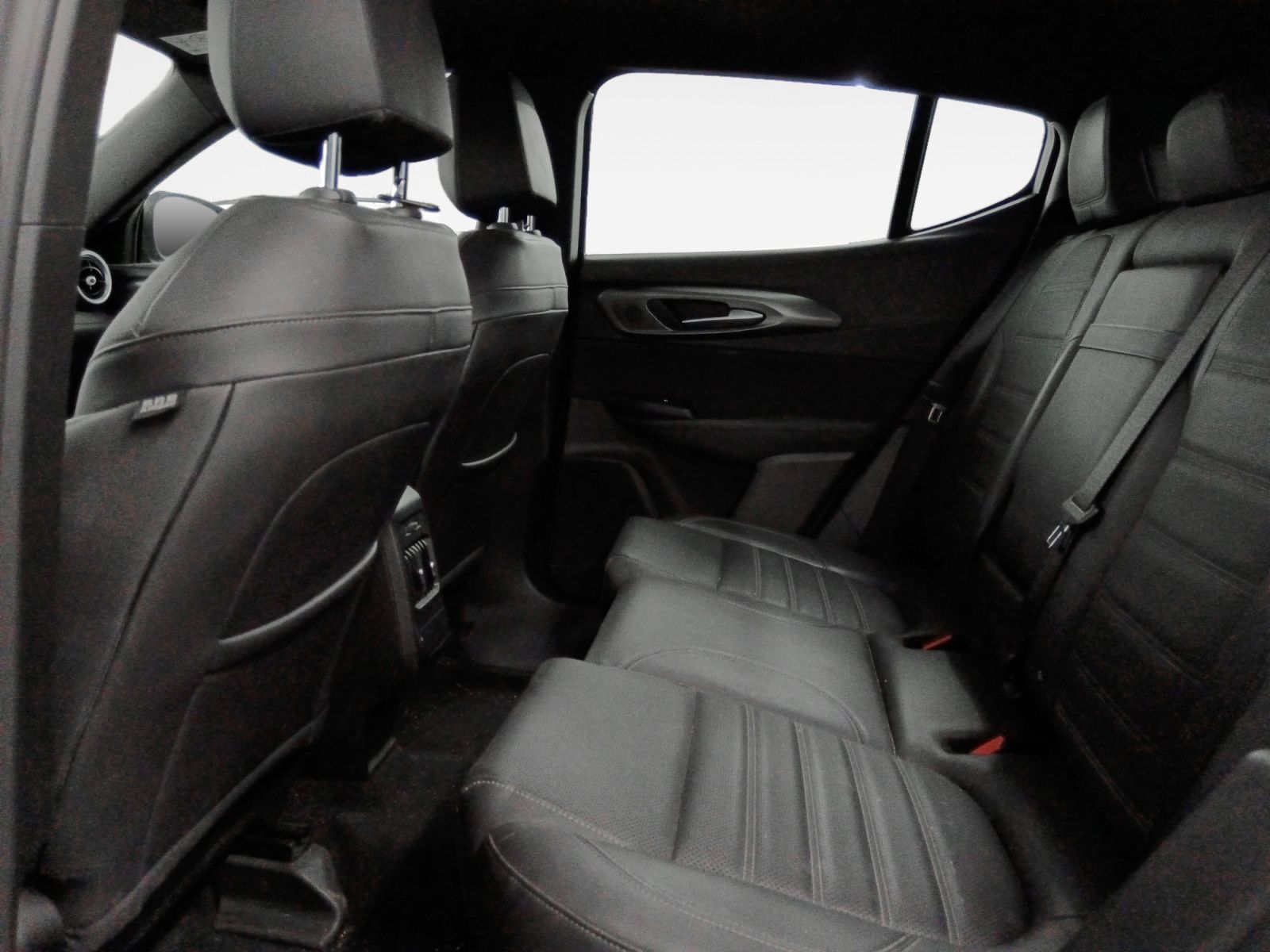Alfa Romeo Tonale 1.6 DS Sprint FWD - foto 11