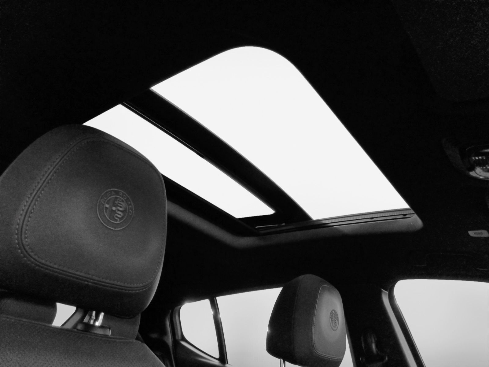 Alfa Romeo Tonale 1.6 DS Sprint FWD - foto 13