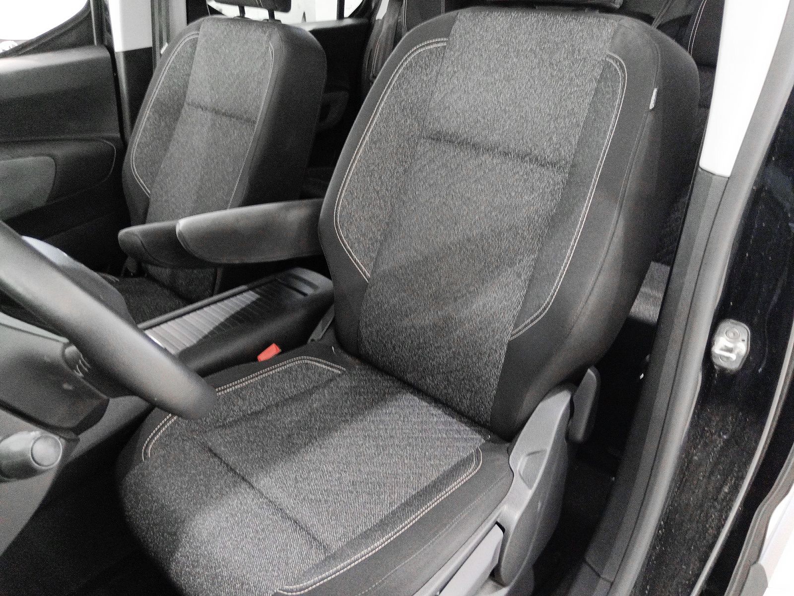 Peugeot Rifter BlueHDi 100 Allure Business Standard - foto 21