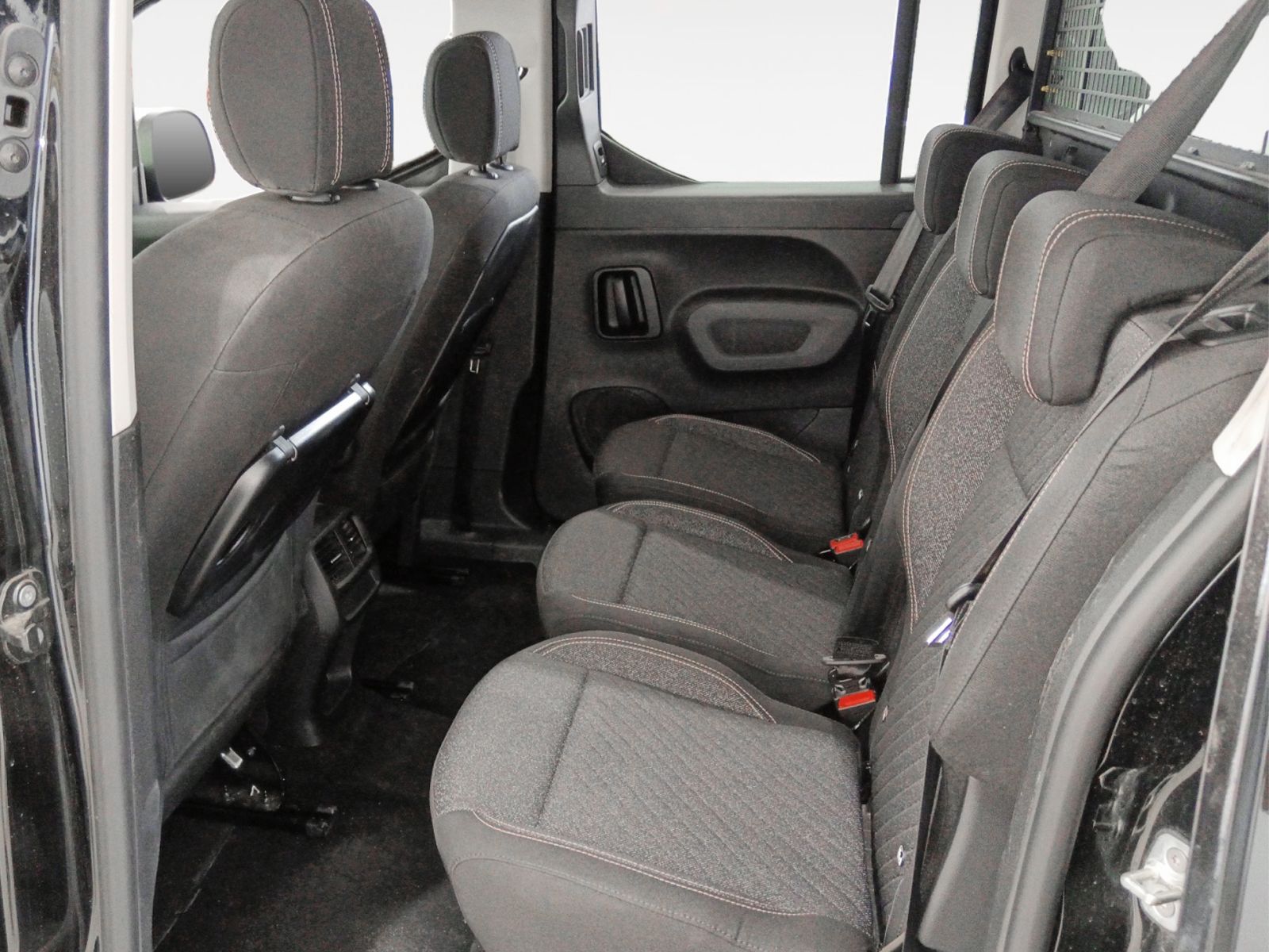 Peugeot Rifter BlueHDi 100 Allure Business Standard - foto 11