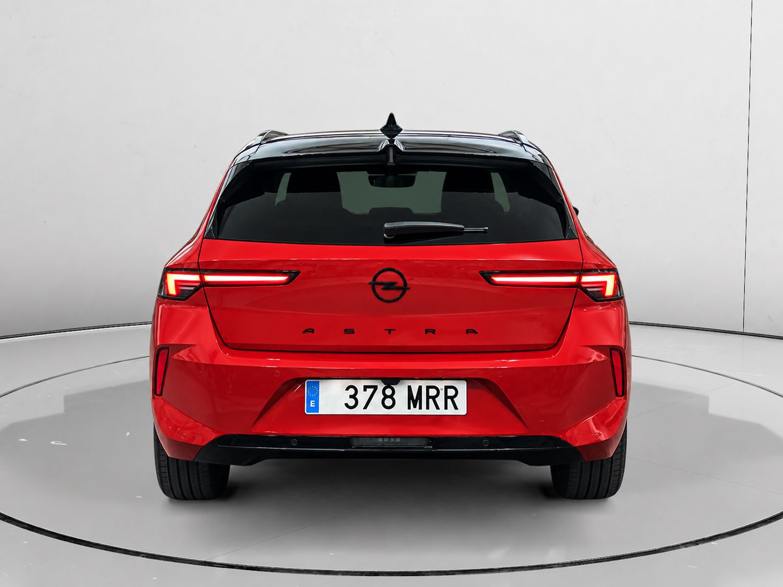 Opel Astra 1.2 Turbo XHT GS - foto 4