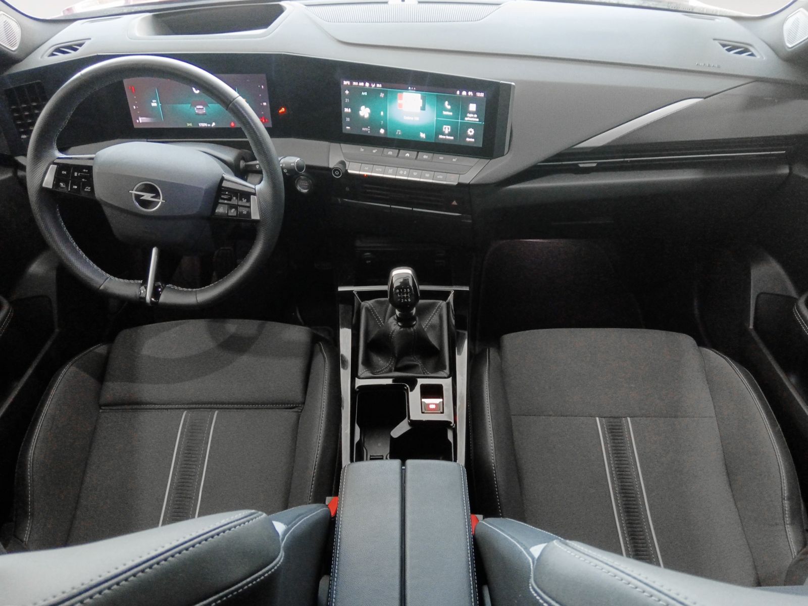 Opel Astra 1.2 Turbo XHT GS - foto 8