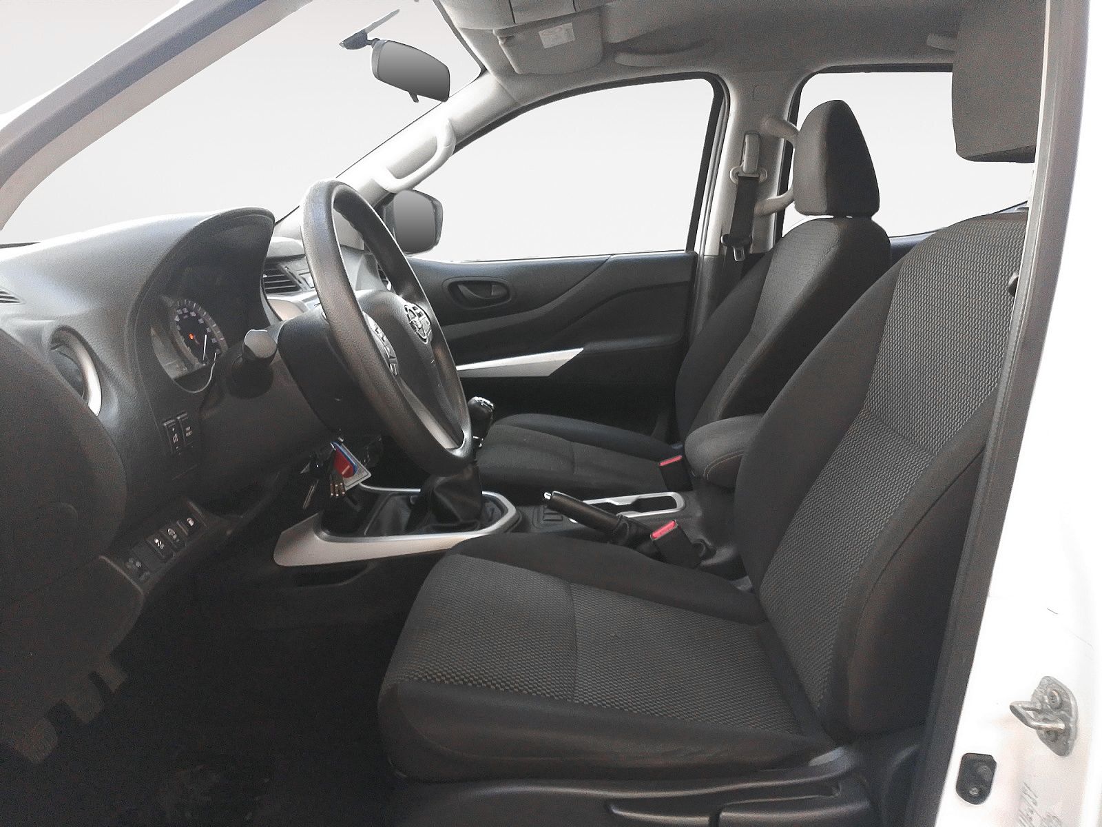 Nissan Navara PickUp 2.3 dCi Doble Cabina Visia - foto 11