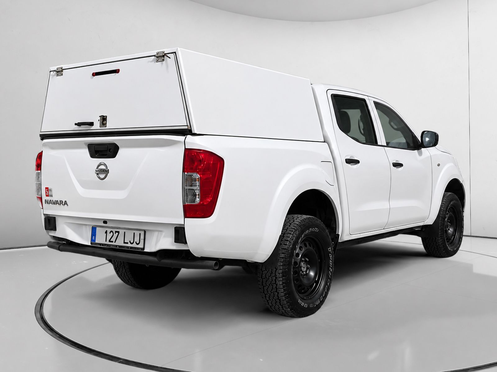 Nissan Navara PickUp 2.3 dCi Doble Cabina Visia - foto 3