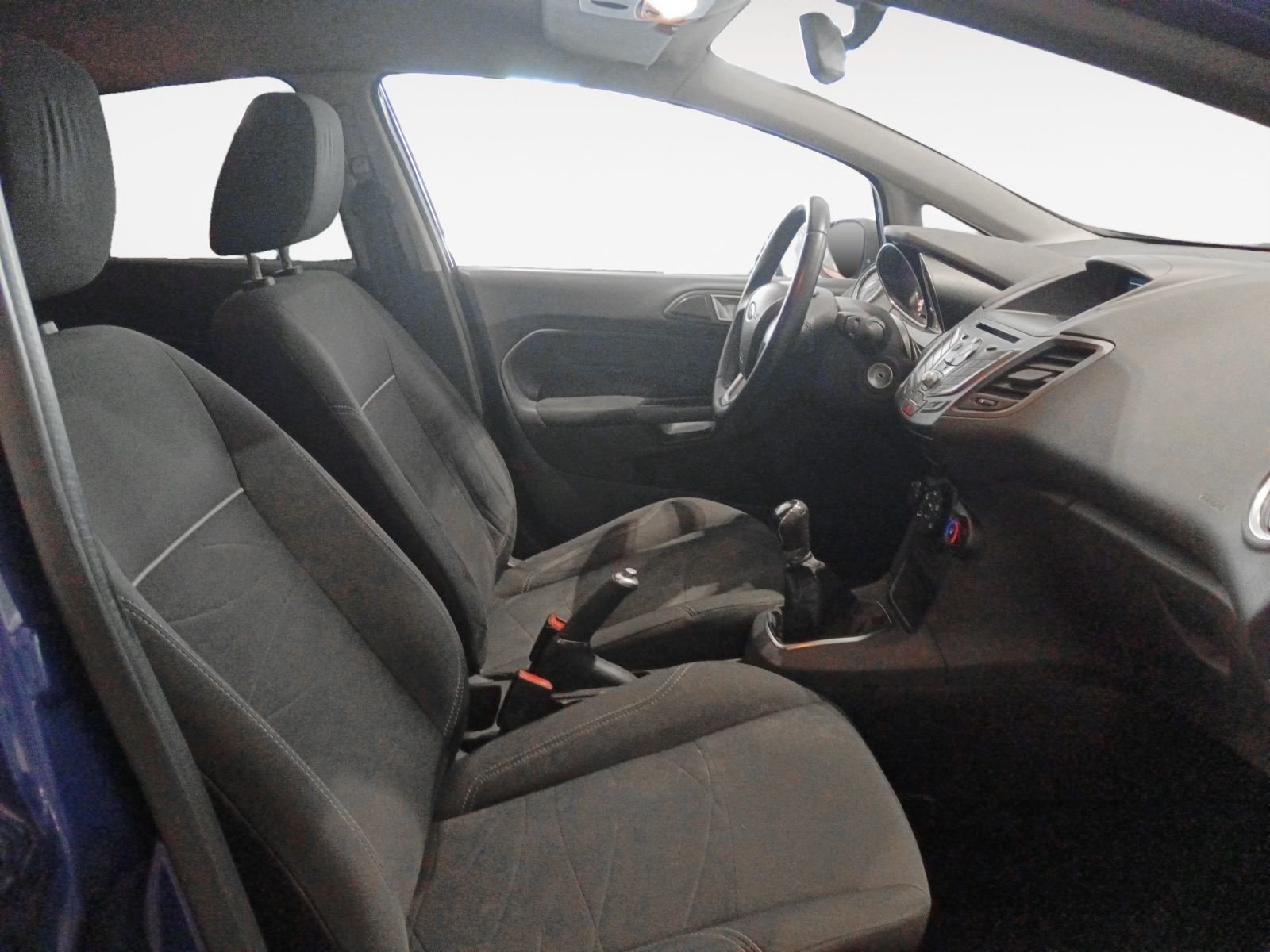 Ford Fiesta 1.25 Trend - foto 13
