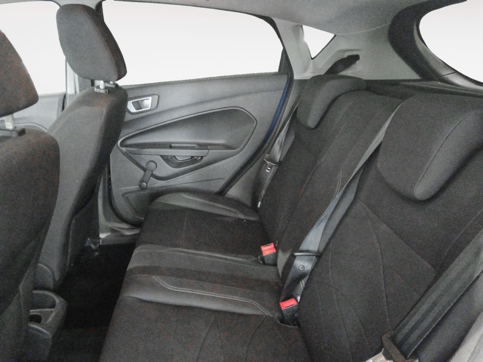 Ford Fiesta 1.25 Trend - foto 12