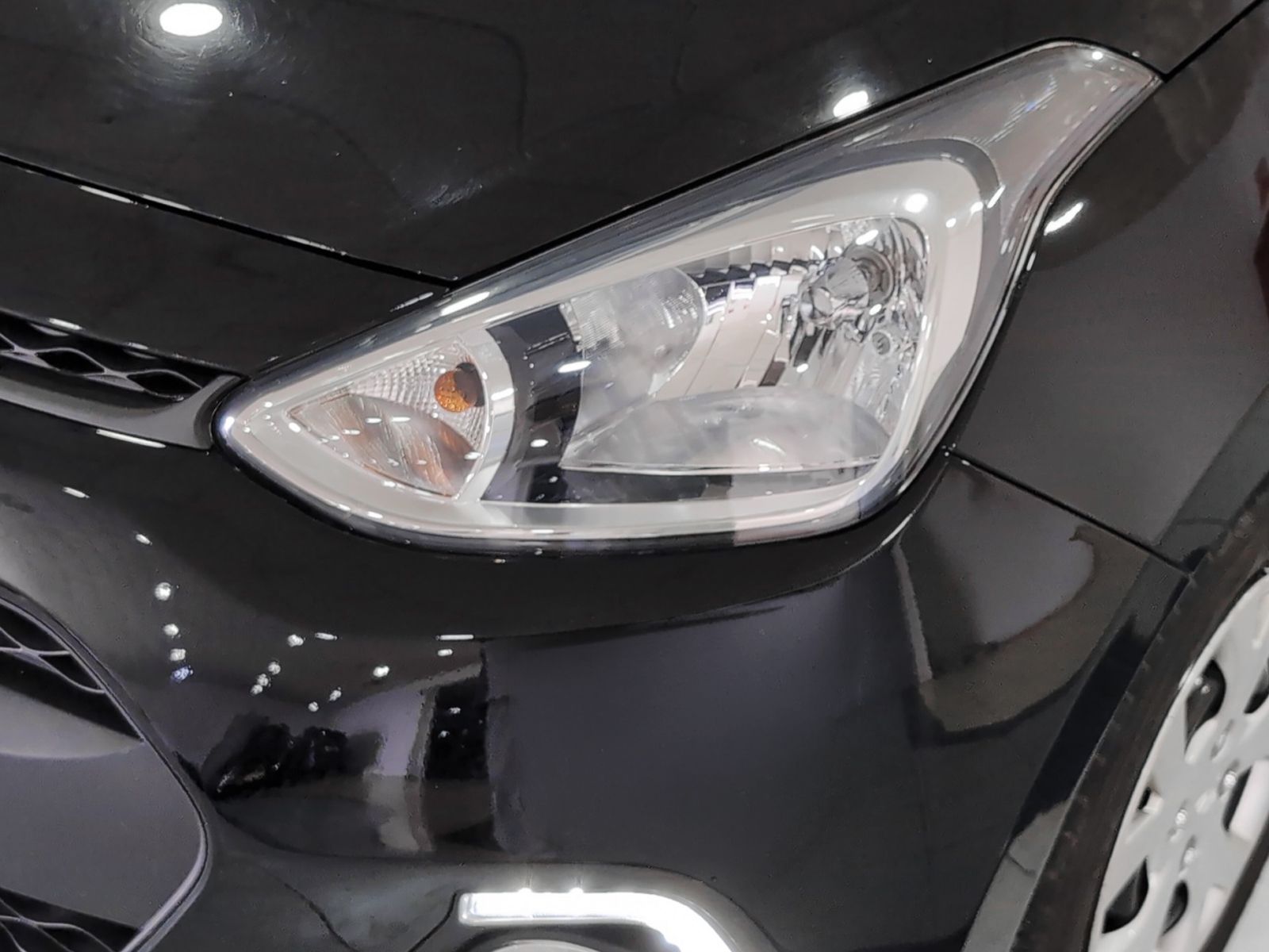 Hyundai i10 1.0 Tecno Orange - foto 23