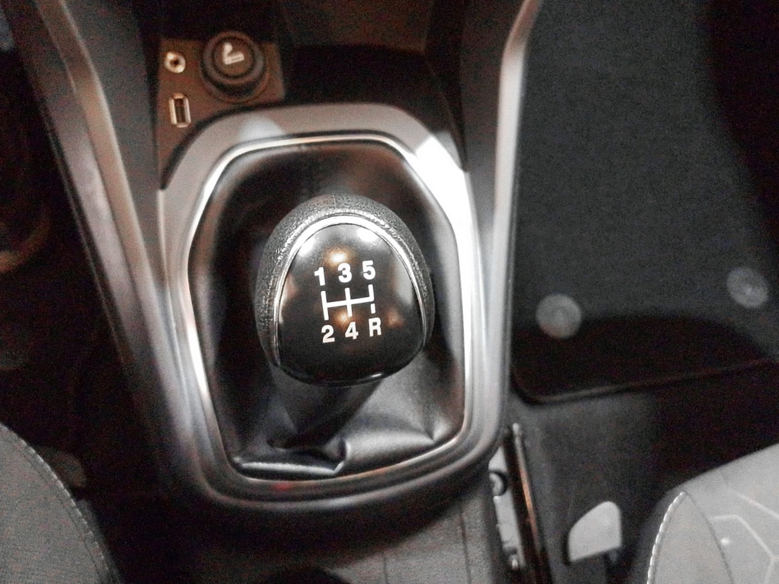 Ford B-Max 1.0 EcoBoost Trend - foto 15