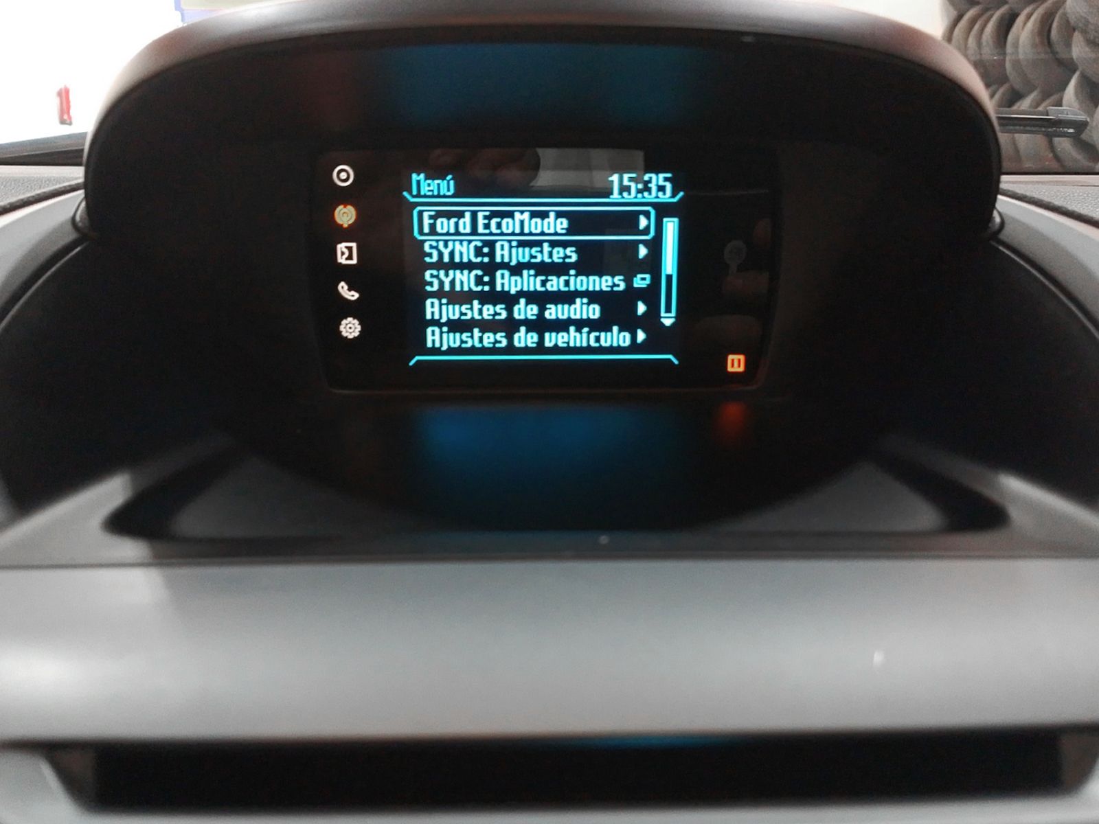 Ford B-Max 1.0 EcoBoost Trend - foto 17