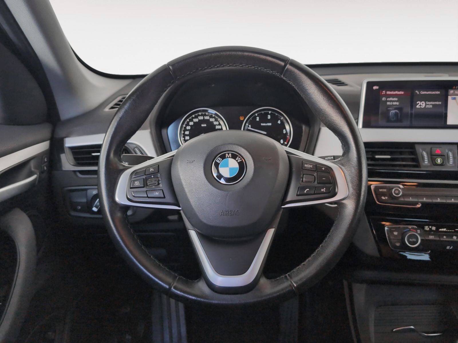 BMW X1 sDrive18d - foto 10