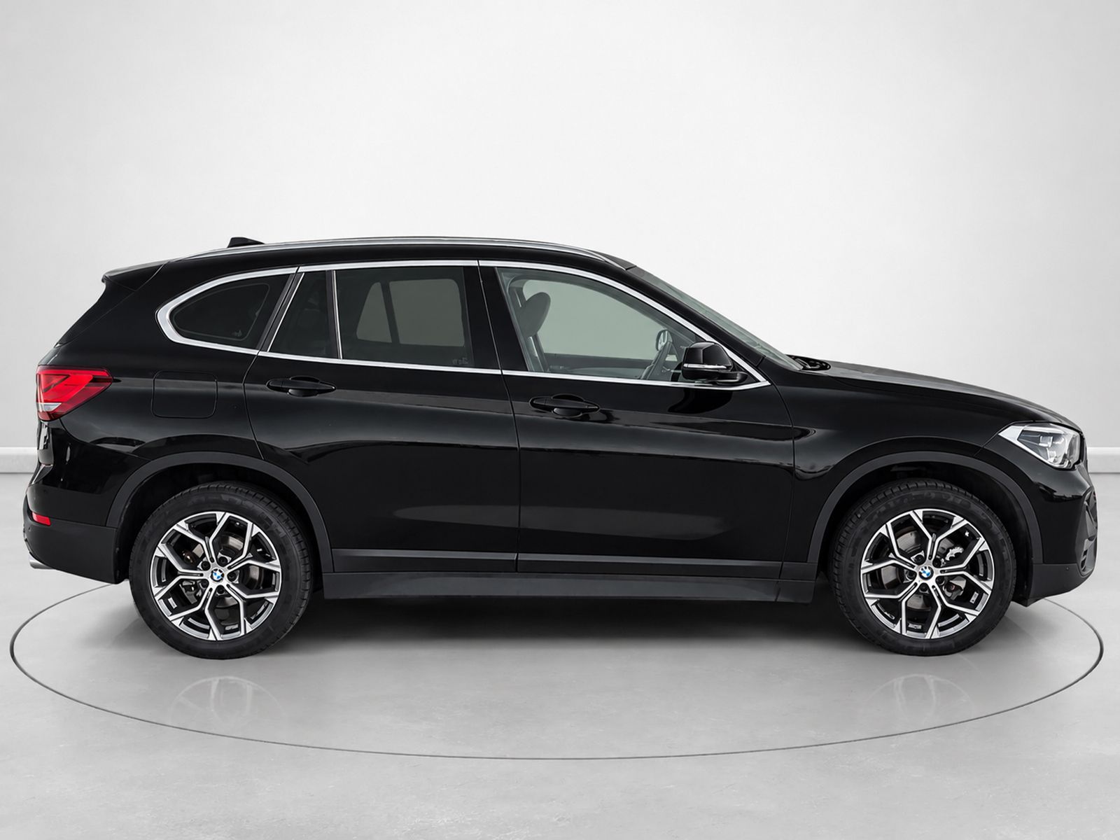 BMW X1 sDrive18d - foto 2