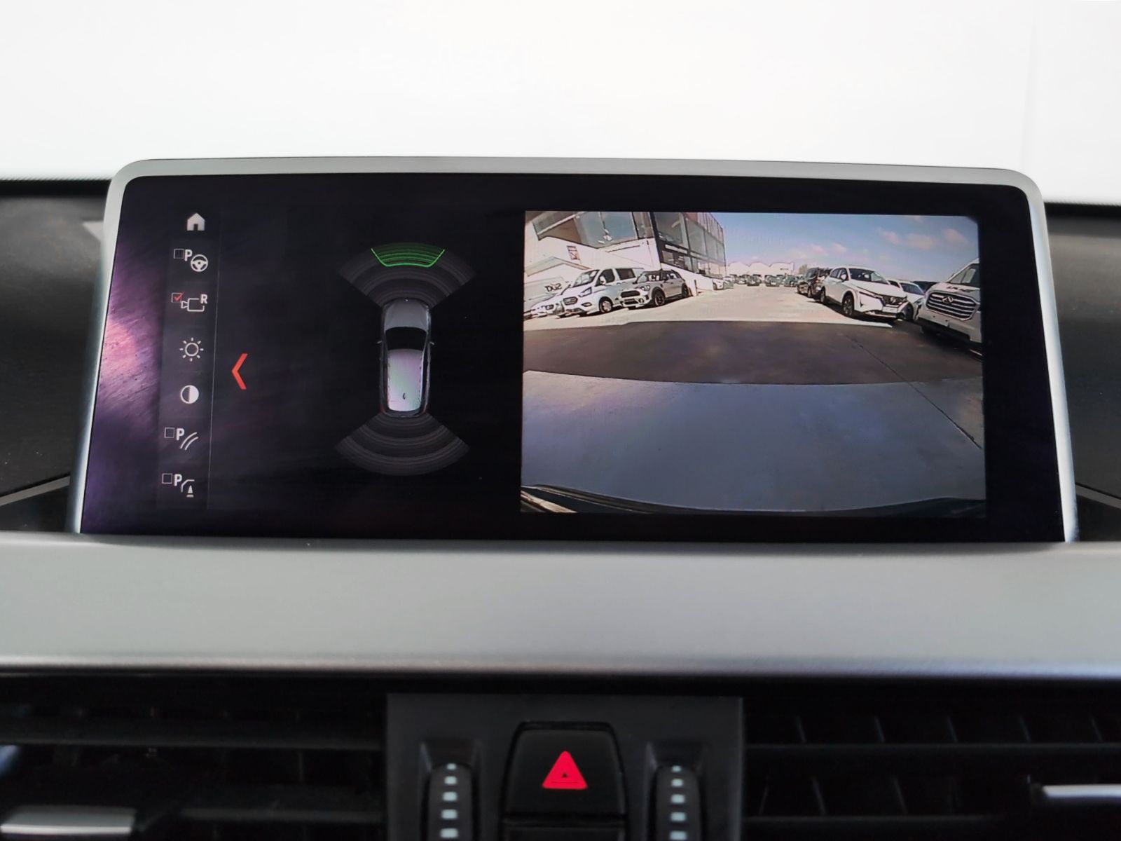 BMW X1 sDrive18d - foto 22