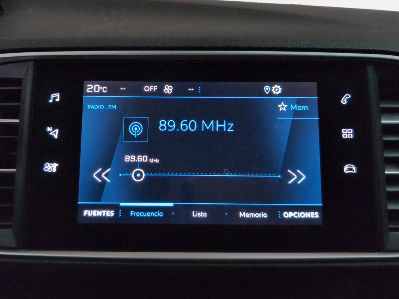 Peugeot 308 BlueHDi 130 Active Pack EAT8 - foto 18