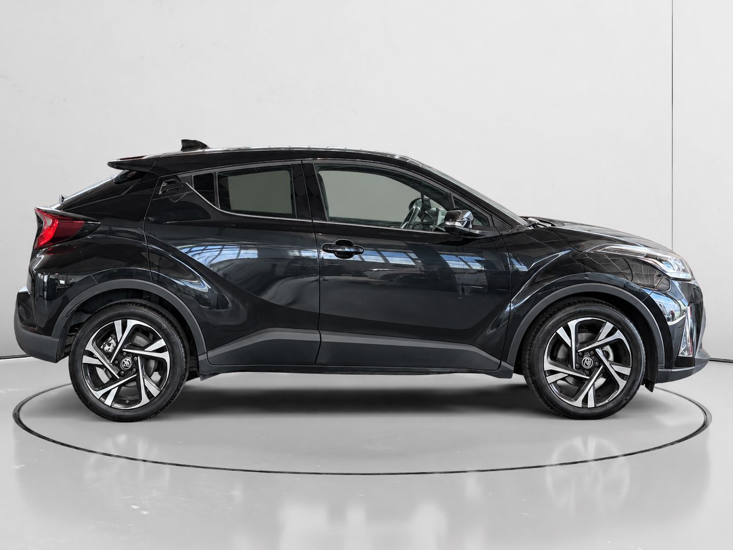 Toyota C-HR 1.8 125H Advance - foto 2