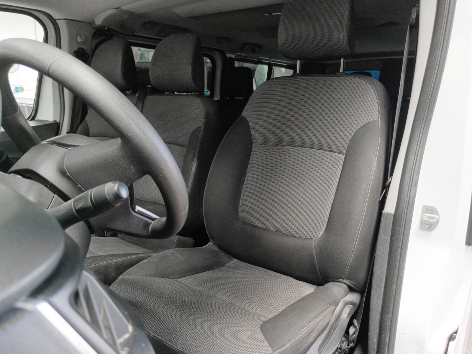 Renault Trafic Authentic Energy Blue dCi - foto 23