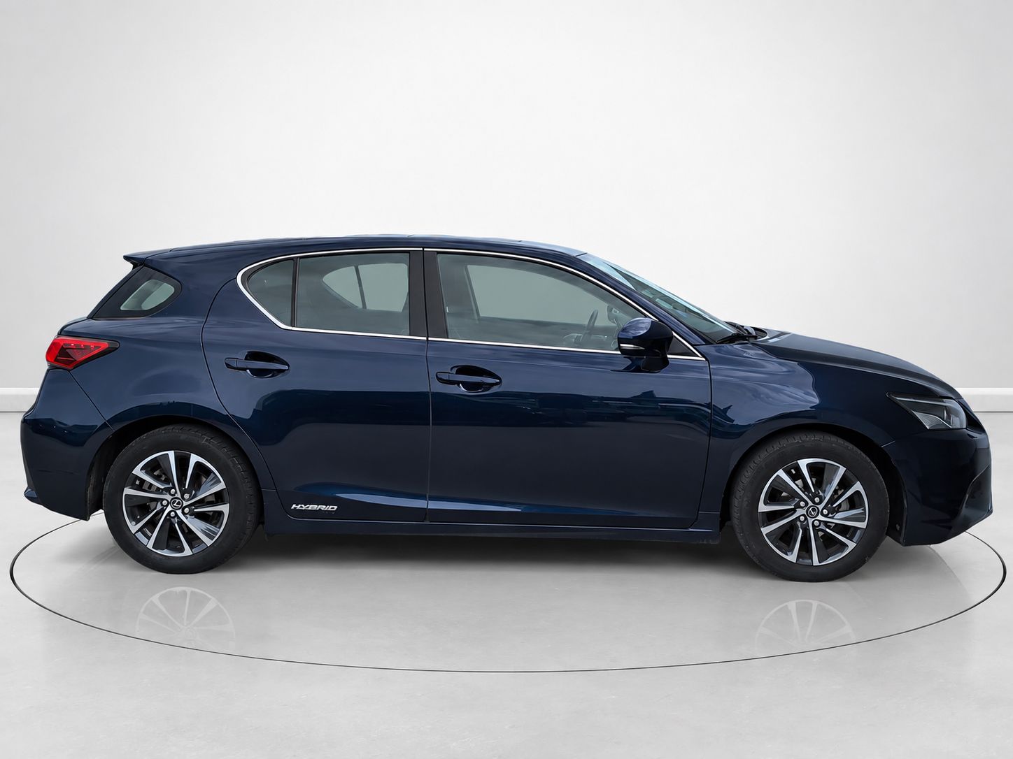 Lexus CT 200h Luxury - foto 2