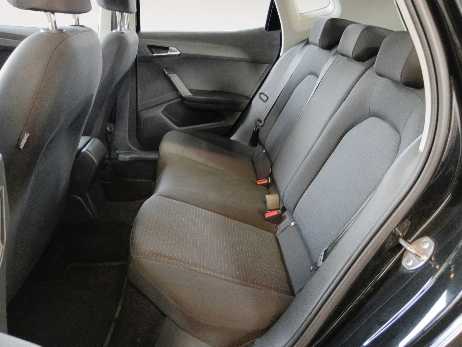 SEAT Arona 1.0 TSI Style - foto 11