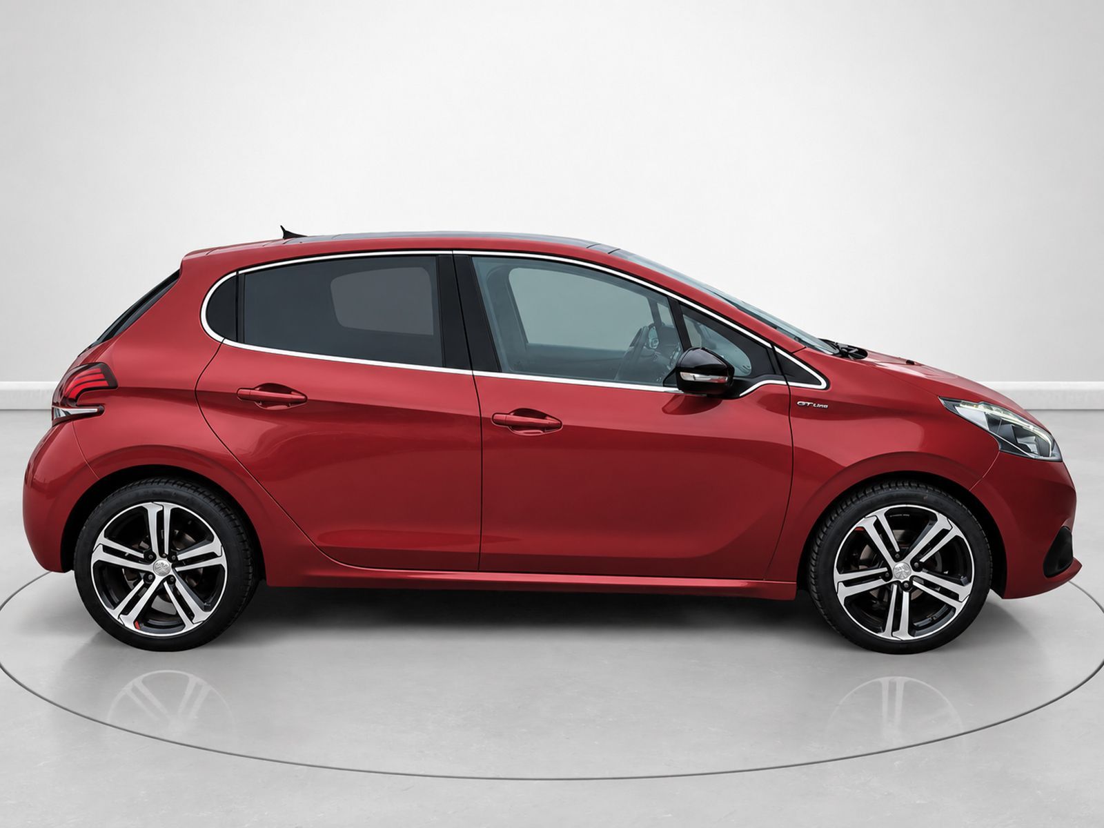 Peugeot 208 1.2L PureTech GT-Line - foto 2