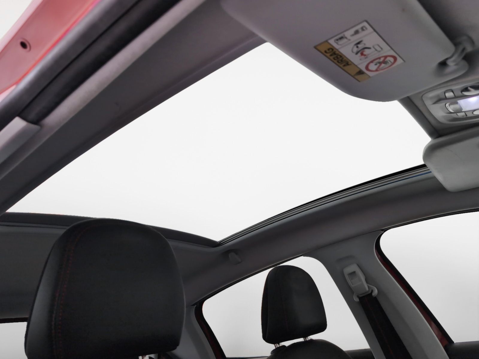 Peugeot 208 1.2L PureTech GT-Line - foto 13