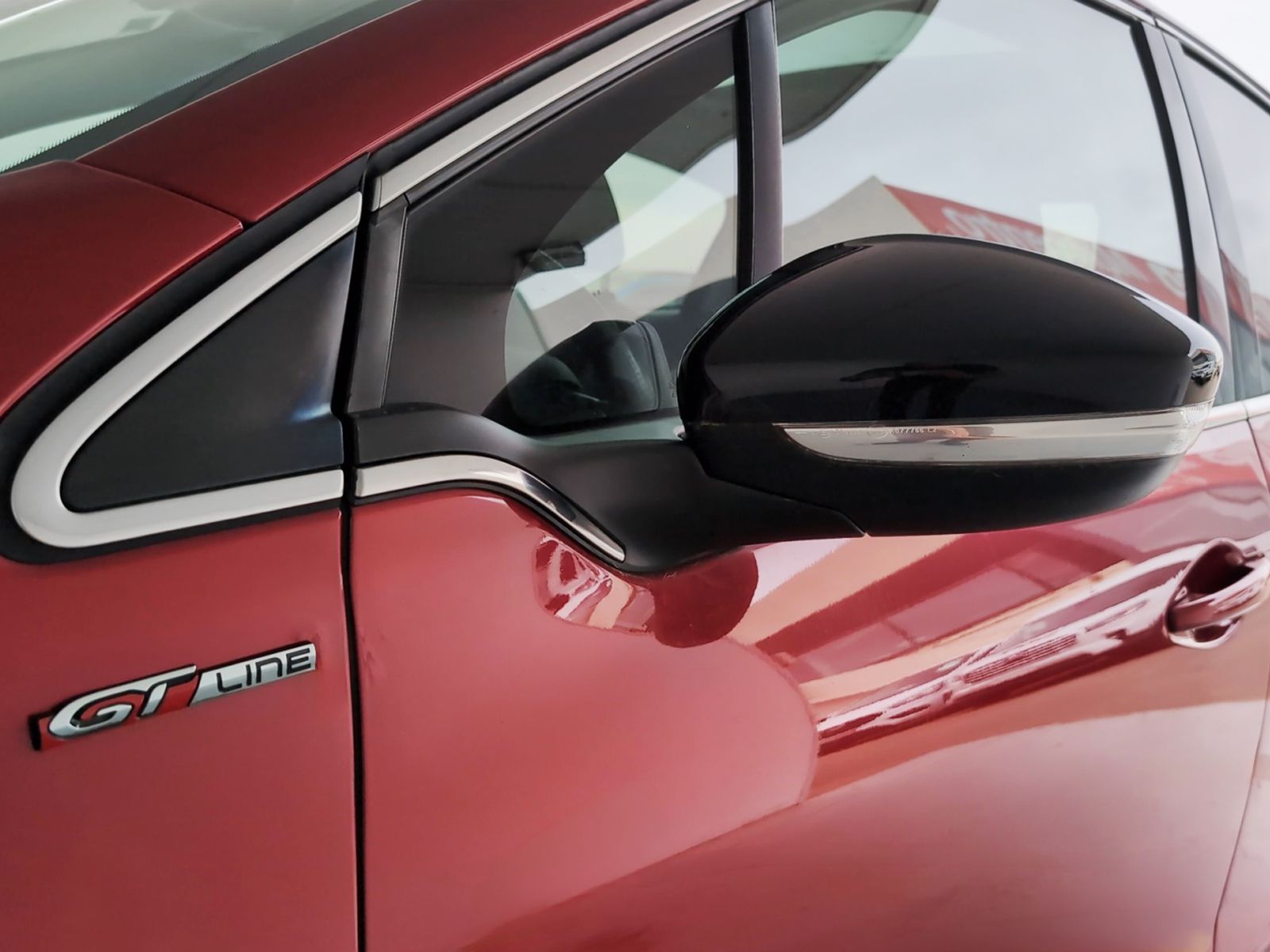 Peugeot 208 1.2L PureTech GT-Line - foto 24