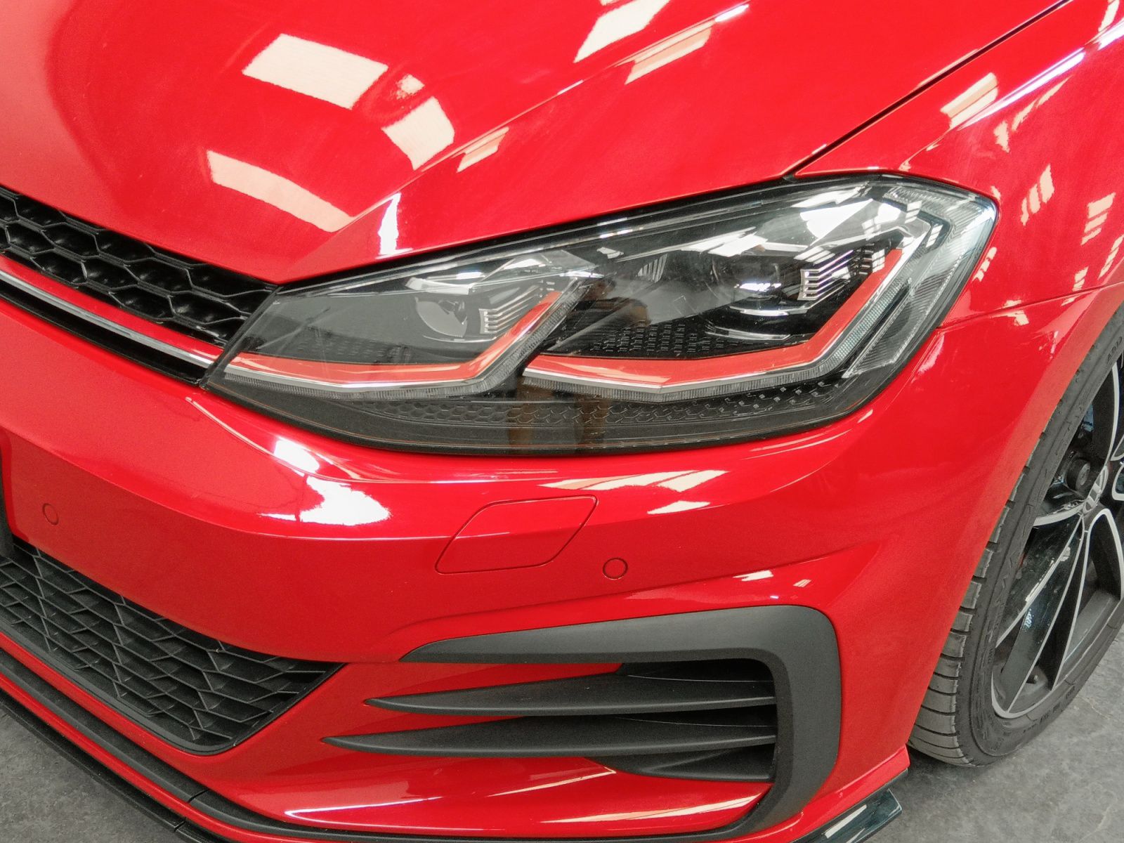 Volkswagen Golf GTI TCR 2.0 TSI DSG - foto 20
