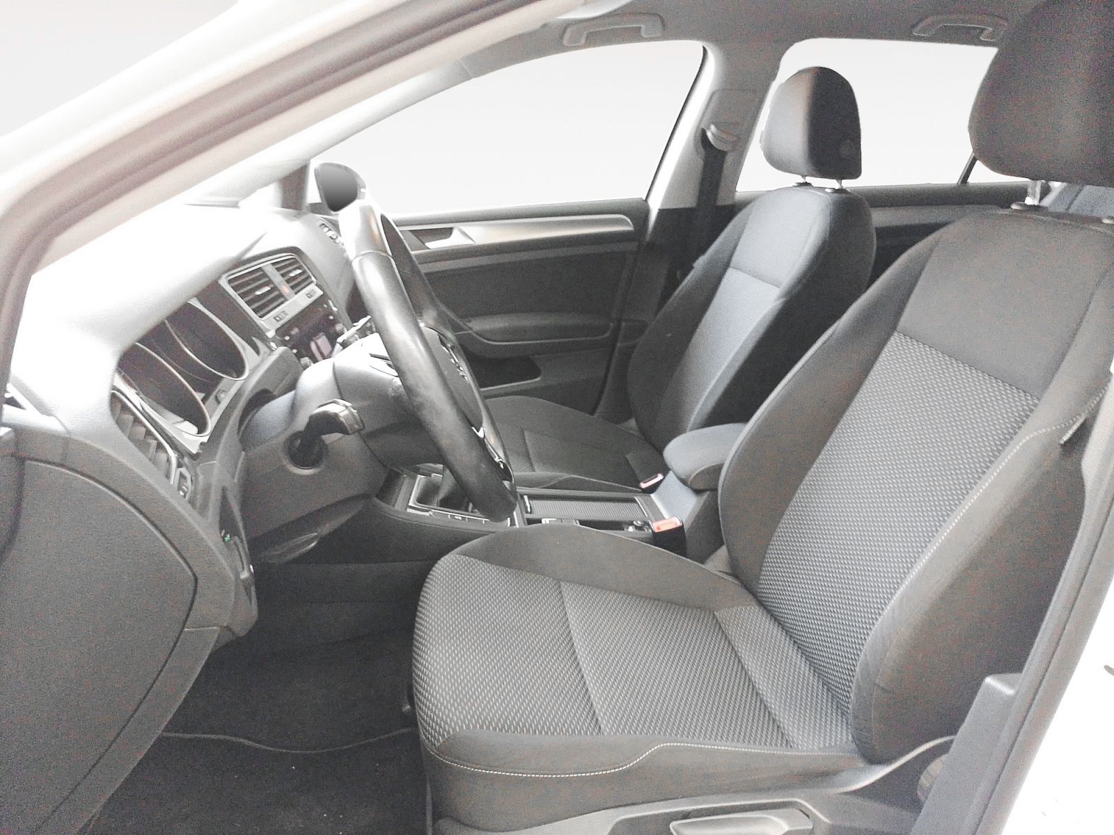 Volkswagen Golf Ready2Go 1.0 TSI - foto 11
