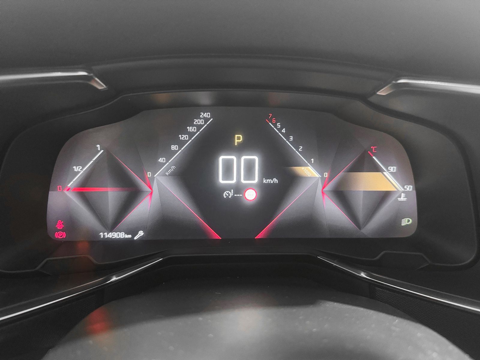 DS DS 7 Crossback PureTech 180 Performance Line - foto 17