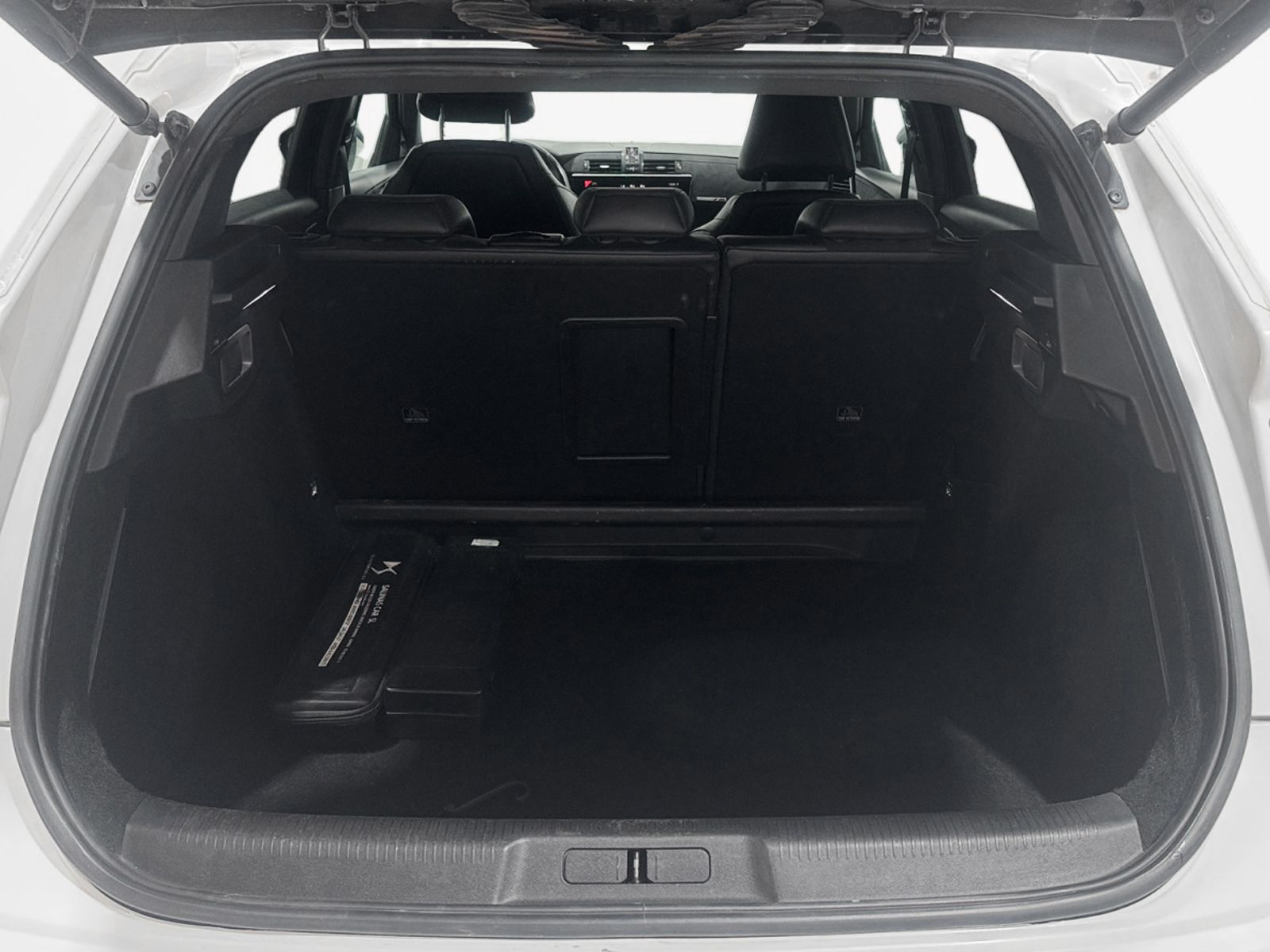 DS DS 7 Crossback PureTech 180 Performance Line - foto 14