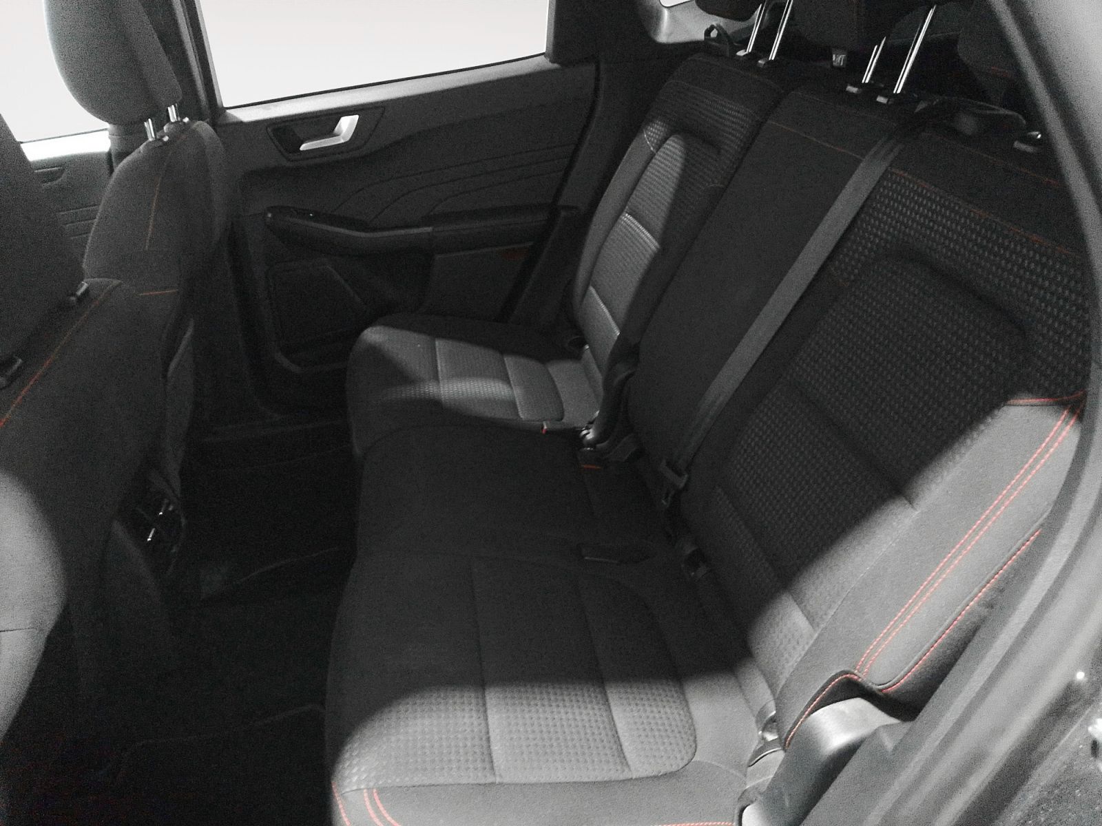 Ford Kuga 2.5 Duratec PHEV ST-Line - foto 11
